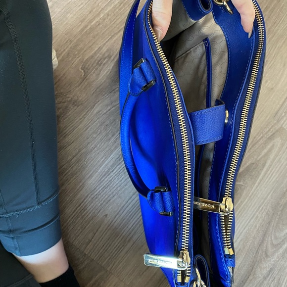 Authentic Blue Michael Kors Purse Tote - Picture 6 of 12